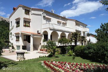 Property - Apartments 5420 Property Baška (Krk) - Accommodation 5420 - Apartments with pebble beach.
