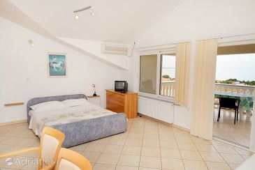 Apartment A-5424-a - Apartments Krk (Krk) - 5424