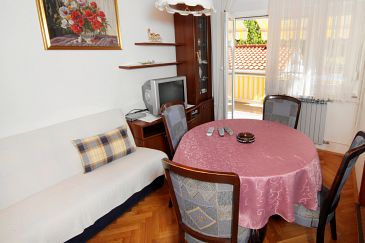 Dining room Selce, Dining room u smještaju tipa apartment, WIFI.