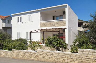 Property - Apartments 5502 Property Hvar (Hvar) - Accommodation 5502 - Apartments with pebble beach.