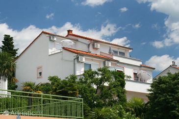 Property - Apartments 5534 Property Dramalj (Crikvenica) - Accommodation 5534 - Apartments with pebble beach.