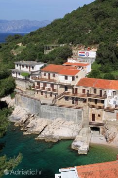 Property - Apartments 5633 Property Uvala Pobij (Hvar) - Accommodation 5633 - Apartments near sea with pebble beach.