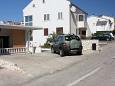 Parking lot - Apartments 5706 Parking lot Hvar (Hvar) - Accommodation 5706 - Apartments with pebble beach.
