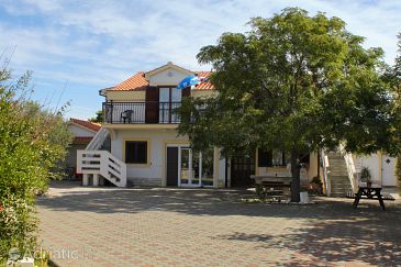 Property - Apartments 5762 Property Privlaka (Zadar) - Accommodation 5762 - Apartments in Croatia.