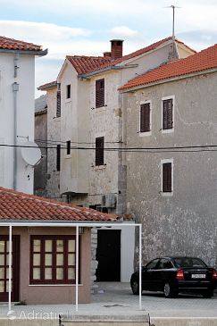 Property - Vacation Rentals 5817 Property Vinjerac (Zadar) - Accommodation 5817 - Vacation Rentals near sea with sandy beach.