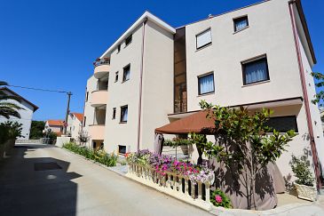 Property - Apartments 5887 Property Zadar - Diklo (Zadar) - Accommodation 5887 - Apartments with pebble beach.