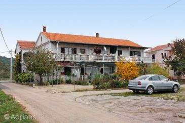 Property - Apartments 5897 Property Sukošan (Zadar) - Accommodation 5897 - Apartments with pebble beach.