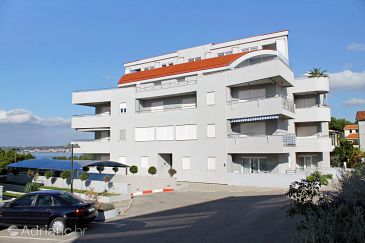 Property - Apartments 5932 Property Zadar (Zadar) - Accommodation 5932 - Apartments with pebble beach.