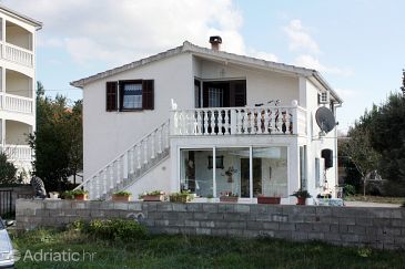 Property - Apartments 5938 Property Vrsi - Mulo (Zadar) - Accommodation 5938 - Apartments with pebble beach.