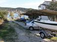 Parking lot - Apartments 5946 Parking lot Vinišće (Trogir) - Accommodation 5946 - Apartments near sea.