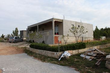 Property - Apartments 6146 Property Posedarje (Novigrad) - Accommodation 6146 - Apartments with sandy beach.