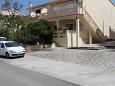 Parking lot Kustići, Pag, Parking lot 6286 - Apartments blizu mora with pebble beach.
