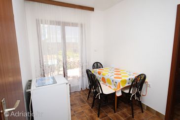 Dining room Pag, Dining room u smještaju tipa apartment, dopusteni kucni ljubimci i WIFI.
