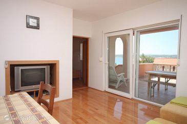 Apartment A-6549-a - Apartments Maslenica (Novigrad) - 6549