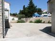 Parking lot - Apartments 6583 Parking lot Novalja (Pag) - Accommodation 6583 - Apartments near sea.