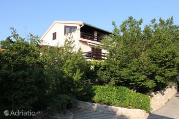 Property - Apartments 6602 Property Maslenica (Novigrad) - Accommodation 6602 - Apartments near sea.