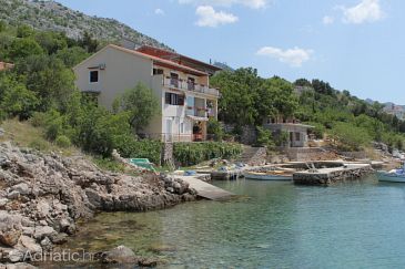 Property - Apartments 6631 Property Lađin Porat (Paklenica) - Accommodation 6631 - Apartments near sea.