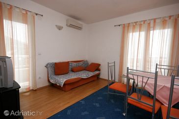 Apartment A-6641-a - Apartments Makarska (Makarska) - 6641