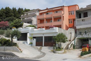 Property - Apartments 6692 Property Makarska (Makarska) - Accommodation 6692 - Apartments with pebble beach.