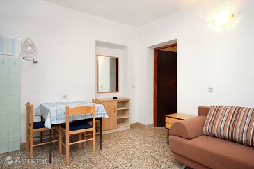 Dining room Živogošće - Blato, Dining room u smještaju tipa apartment, WIFI.