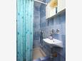 Bathroom Sućuraj, Bathroom u smještaju tipa room, dopusteni kucni ljubimci i WIFI.