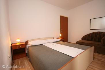 Bedroom Živogošće - Blato, Bedroom u smještaju tipa room, dostupna klima, dopusteni kucni ljubimci i WIFI.