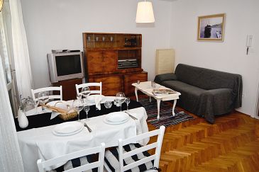 Apartment A-6758-a - Apartments Makarska (Makarska) - 6758