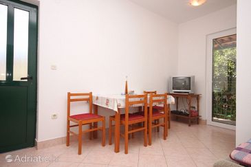 Dining room Zaostrog, Dining room u smještaju tipa apartment, WIFI.
