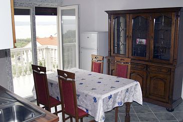 Dining room Neviđane, Dining room u smještaju tipa apartment.