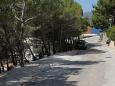 Parking lot Brela, Makarska, Parking lot 6906 - Apartments with pebble beach.