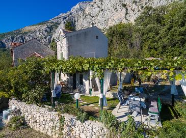 Property - Vacation Rentals 6915 Property Gornji Tučepi - Podpeć (Makarska) - Accommodation 6915 - Vacation Rentals with pebble beach.