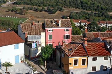 Property - Apartments and Rooms 7015 Property Vrsar (Poreč) - Accommodation 7015 - Apartments and Rooms with pebble beach.