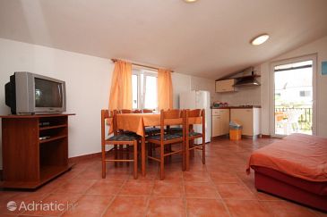 Jídelna Umag, Jídelna u smještaju tipa apartment, dostupna klima, dopusteni kucni ljubimci i WIFI.