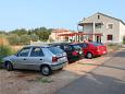 Parking lot - Apartments 7072 Parking lot Rožac (Umag) - Accommodation 7072 - Apartments with rocky beach.