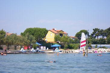 Property - Apartments 7118 Property Novigrad (Novigrad) - Accommodation 7118 - Apartments near sea with pebble beach.