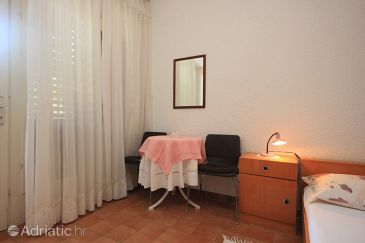 Jídelna Novigrad, Jídelna u smještaju tipa studio-apartment, dopusteni kucni ljubimci i WIFI.