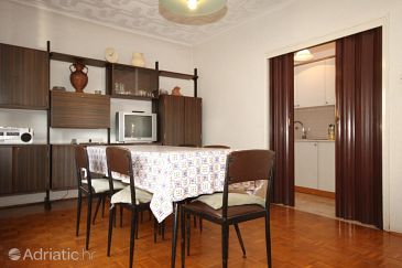Dining room Umag, Dining room u smještaju tipa apartment.