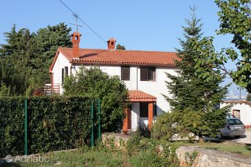 Property - Apartments and Rooms 7132 Property Umag (Umag) - Accommodation 7132 - Apartments and Rooms near sea.