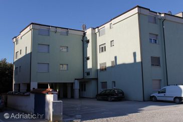 Property - Apartments 7178 Property Pula (Pula) - Accommodation 7178 - Apartments with rocky beach.