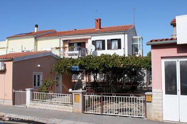 Property - Apartments 7342 Property Fažana (Fažana) - Accommodation 7342 - Apartments with pebble beach.