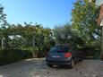 Parking lot - Apartments 7356 Parking lot Pula (Pula) - Accommodation 7356 - Apartments with rocky beach.
