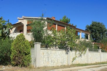 Property - Apartments and Rooms 7367 Property Premantura (Medulin) - Accommodation 7367 - Apartments and Rooms in Croatia.