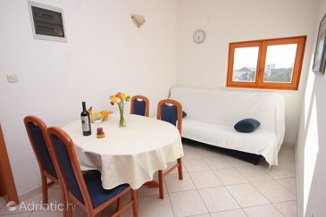 Dining room Seget Vranjica, Dining room u smještaju tipa apartment, dopusteni kucni ljubimci i WIFI.