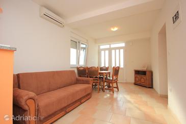 Apartment A-7575-a - Apartments Dugi Rat (Omiš) - 7575