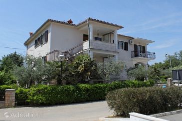 Property - Apartments 7663 Property Umag (Umag) - Accommodation 7663 - Apartments with sandy beach.