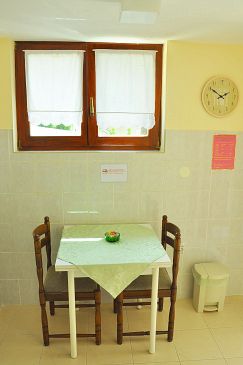 Dining room Oprič, Dining room u smještaju tipa studio-apartment, dopusteni kucni ljubimci i WIFI.