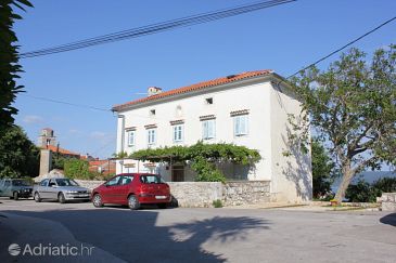 Property - Apartments and Rooms 7797 Property Brseč (Opatija) - Accommodation 7797 - Apartments and Rooms with pebble beach.