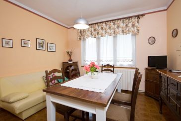 Dining room Lovran, Dining room u smještaju tipa apartment, dopusteni kucni ljubimci i WIFI.