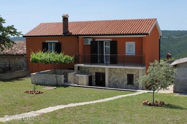 Property - Vacation Rentals 7849 Property Sveti Martin (Središnja Istra) - Accommodation 7849 - Vacation Rentals with pebble beach.