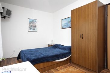 Bedroom Opatija, Bedroom u smještaju tipa room, WIFI.